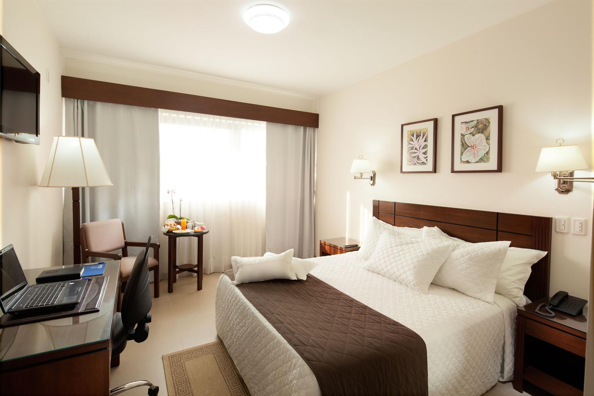Hotel Cortez ซานตาครูซเดอลาเซียร์รา ภายนอก รูปภาพ
